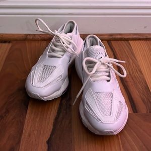 Stella McCartney/Adidas Ultraboost